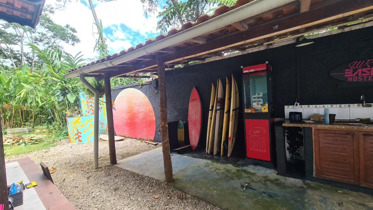 Base Camp, Guest House, Surf House , Itamambuca, Убатуба Экстерьер фото