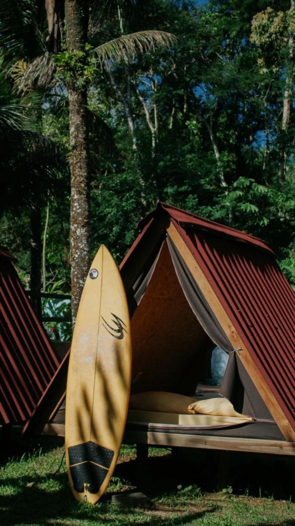 Base Camp, Guest House, Surf House , Itamambuca, Убатуба Экстерьер фото